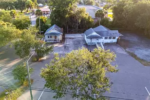 1042 N Dixie Fwy, New Smyrna Beach, FL 32168 - Photo 1