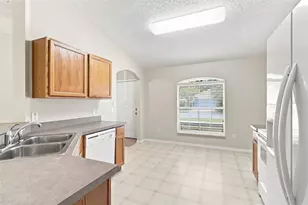 1302 Benton Lake Dr E, Deland, FL 32724 - Photo 14