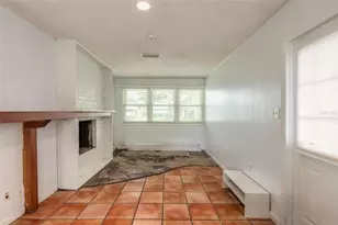 808 E 16th Ave, New Smyrna Beach, FL 32169 - Photo 14