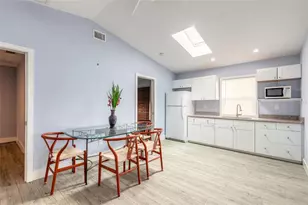 808 E 16th Ave, New Smyrna Beach, FL 32169 - Photo 4