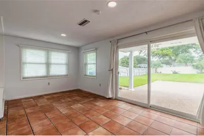 808 E 16th Avenue, New Smyrna Beach, FL 32169 - Photo 12