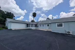 321-B W Pennsylvania Ave, Deland, FL 32720 - Photo 2