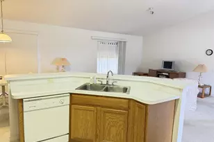 2825 Tamarind Dr, Edgewater, FL 32141 - Photo 10