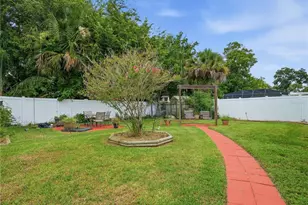 2812 Travelers Palm Dr, Edgewater, FL 32141 - Photo 34