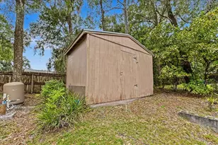 2374 Ben Franklin Dr, Deland, FL 32720 - Photo 32