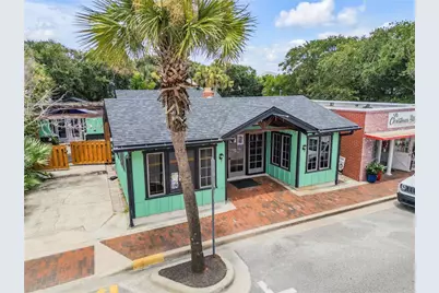 304 Flagler Avenue, New Smyrna Beach, FL 32169 - Photo 2