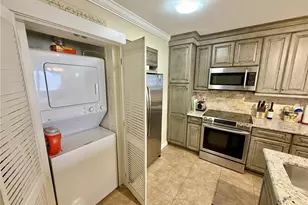 4801 Saxon Dr, New Smyrna Beach, FL 32169 - Photo 38