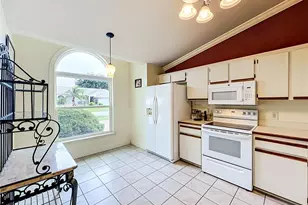 859 Yorktowne Dr, Rockledge, FL 32955 - Photo 8