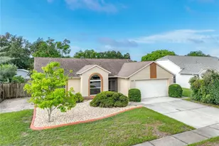 859 Yorktowne Dr, Rockledge, FL 32955 - Photo 2