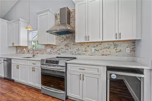 762 Pine Shores Cir, New Smyrna Beach, FL 32168 - Photo 10