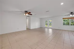 13 Hillside Dr, New Smyrna Beach, FL 32169 - Photo 4
