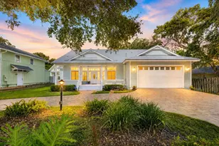 410 S Peninsula Ave, New Smyrna Beach, FL 32169 - Photo 1