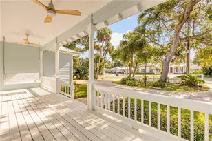 410 S Peninsula Ave, New Smyrna Beach, FL 32169 - Photo 8