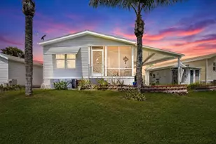 370 Citrus Ridge Dr, Davenport, FL 33837 - Photo 2
