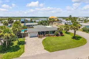 201 S Venetian Way, Port Orange, FL 32127 - Photo 2