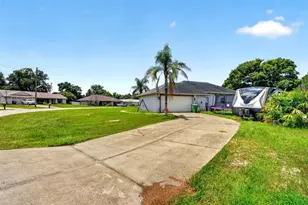 800 Coltra Ln, Deltona, FL 32725 - Photo 30