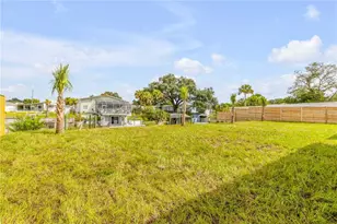 124 Indian Creek Rd, Oak Hill, FL 32759 - Photo 44