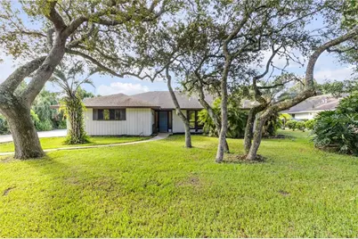 530 Club House Boulevard, New Smyrna Beach, FL 32168 - Photo 1