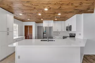 1870 Queen Palm Dr, Edgewater, FL 32141 - Photo 2