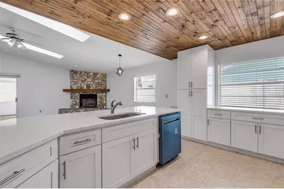 1870 Queen Palm Drive, Edgewater, FL 32141 - Photo 4
