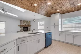 1870 Queen Palm Dr, Edgewater, FL 32141 - Photo 4