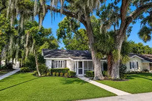 312 Hillman St, New Smyrna Beach, FL 32168 - Photo 2