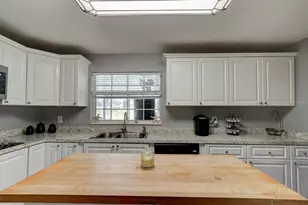 1026 Lake Ave, Edgewater, FL 32132 - Photo 6