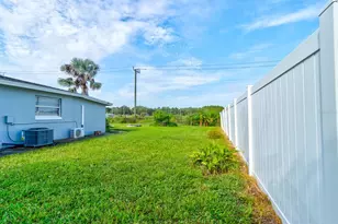 1026 Lake Ave, Edgewater, FL 32132 - Photo 26