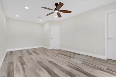 2304 Travelers Palm Drive, Edgewater, FL 32141 - Photo 14