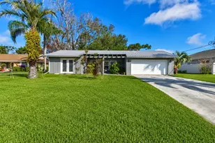 101 Sea St, New Smyrna Beach, FL 32168 - Photo 4
