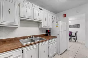2711 N Halifax Ave, Daytona Beach, FL 32118 - Photo 6