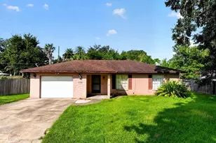 2944 Travelers Palm Dr, Edgewater, FL 32141 - Photo 1