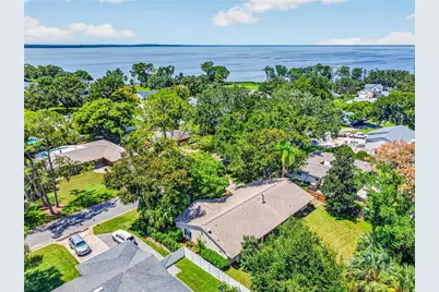 301 Valencia Court, Winter Garden, FL 34787 - Photo 4