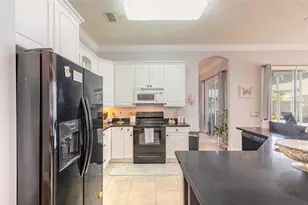 3022 Yule Tree Dr, Edgewater, FL 32141 - Photo 12