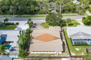 2005 Saxon Dr, New Smyrna Beach, FL 32169 - Photo 38