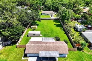 999 16th St, Edgewater, FL 32132 - Photo 2