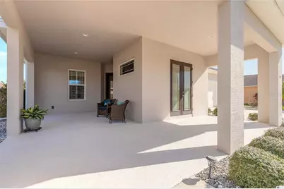527 Luna Bella Lane, New Smyrna Beach, FL 32168 - Photo 4