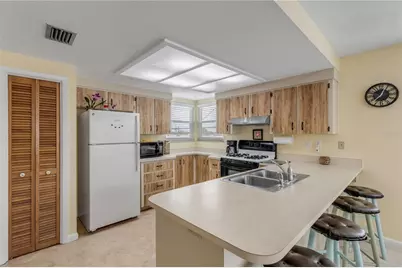 2707 S Atlantic Avenue, New Smyrna Beach, FL 32169 - Photo 32