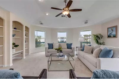 320 Due East Street, New Smyrna Beach, FL 32169 - Photo 16