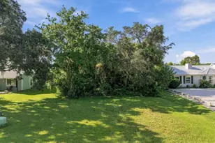 1236 Wayne Ave, New Smyrna Beach, FL 32168 - Photo 1