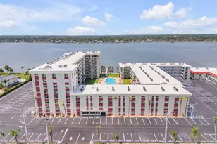 2711 N Halifax Ave W, Daytona Beach, FL 32118 - Photo 2