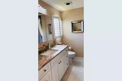 527 S Peninsula Avenue, New Smyrna Beach, FL 32169 - Photo 12