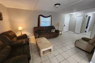 240 Newcomb St, New Smyrna Beach, FL 32168 - Photo 10