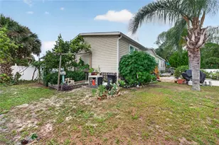 375 Beehive Dr, Oak Hill, FL 32759 - Photo 30