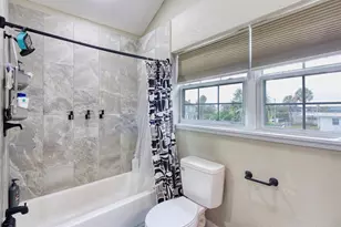 416 N Peninsula Dr, Daytona Beach, FL 32118 - Photo 22