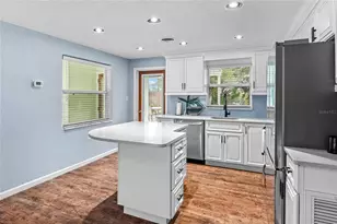 511 Evergreen St, New Smyrna Beach, FL 32169 - Photo 10