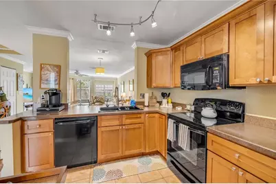 636 Maple Oak Circle #107, Altamonte Springs, FL 32701 - Photo 10