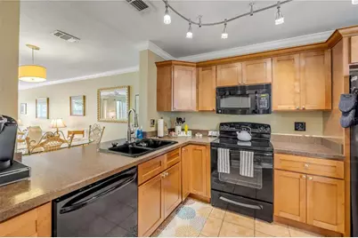636 Maple Oak Circle #107, Altamonte Springs, FL 32701 - Photo 8