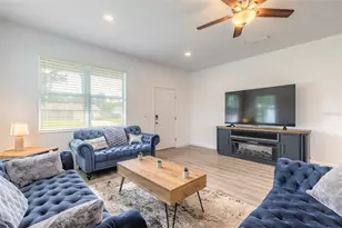 2625 Travelers Palm Dr, Edgewater, FL 32141 - Photo 10