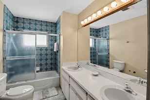 422 Harbour Dr, Duck Key, FL 33050 - Photo 32